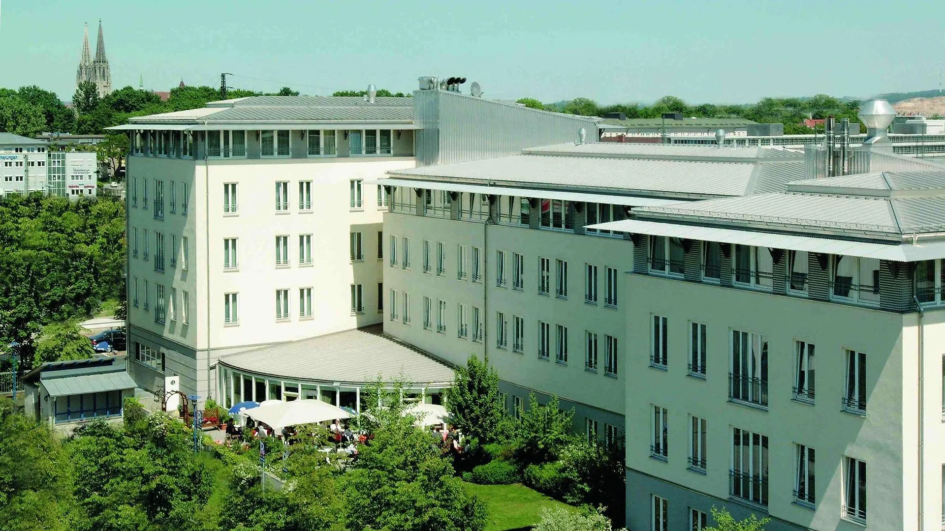 Hansa Apart-Hotel Regensburg 4*,
