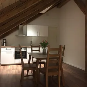 Am Herzogspark Apartment